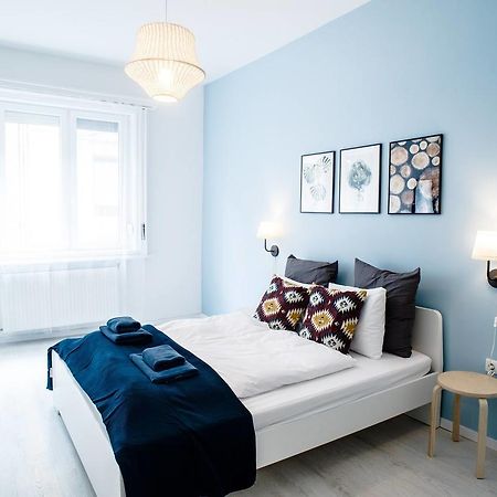 Central New Home With 3 Bedrooms, A/C And Balcony Budapest Extérieur photo