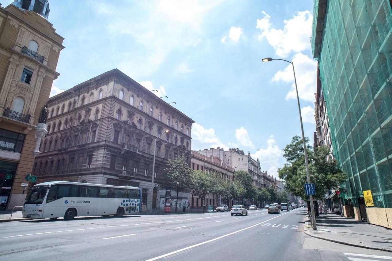 Central New Home With 3 Bedrooms, A/C And Balcony Budapest Extérieur photo